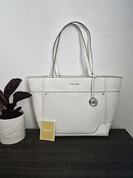 Michael Kors Handbags - Michael Kors Harrison Large White Leather Tote Bag